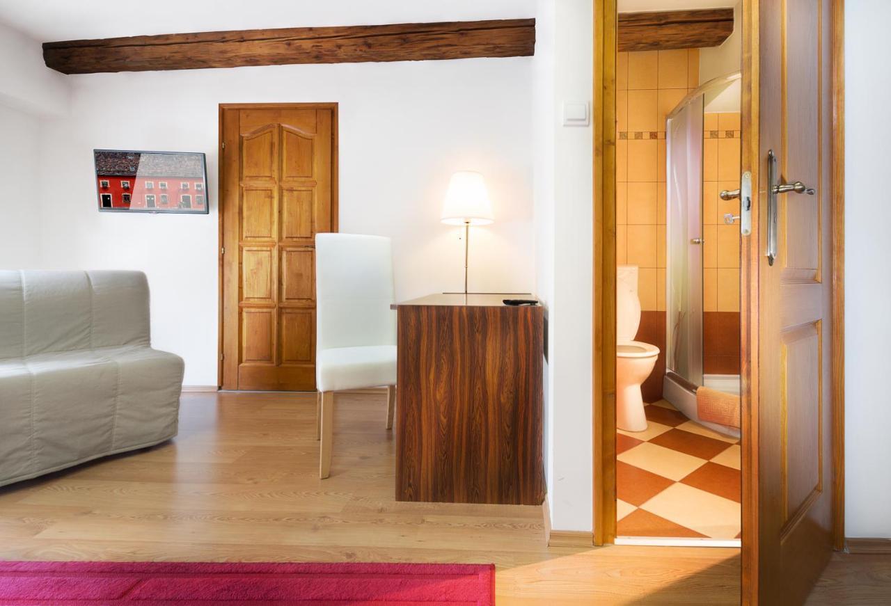 베크 Rubra Panzio B&B 외부 사진